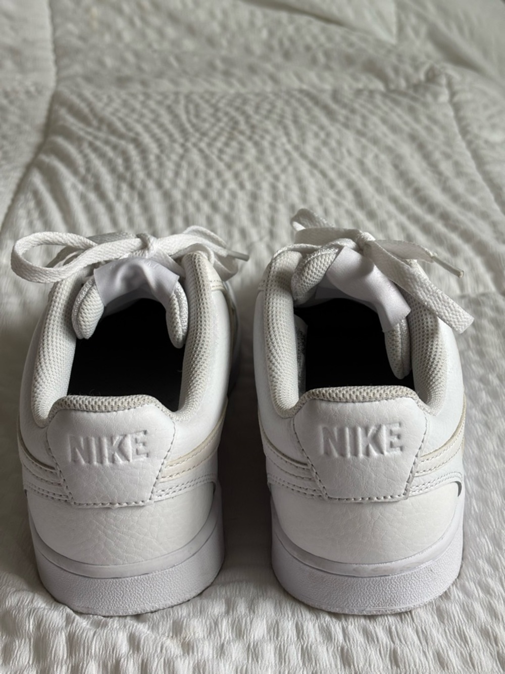 Nike Court Vision Low White Sneakers Woman’s Size 8.5 Clean Classic CD5434-100 - Picture 4 of 7